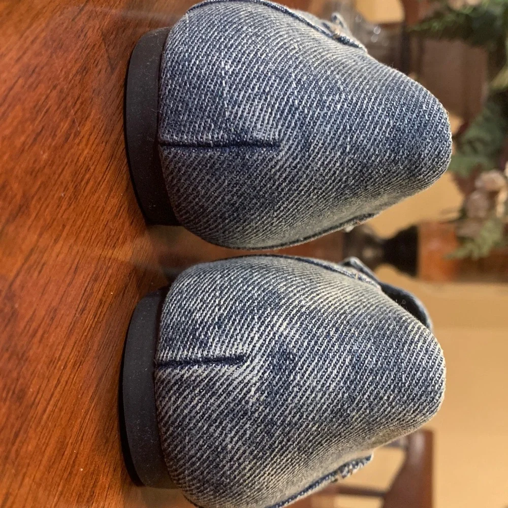 Absolutely stunning rare,unique denim loafers from famous Spanish designer7.5